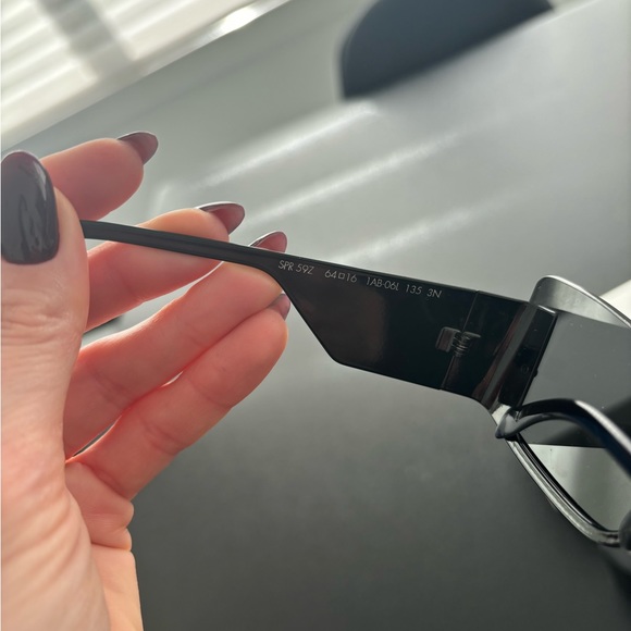 Authentic Brand New Prada Runway Butterfly Rectangular Sunglasses SPR 59Z Black - Picture 9 of 11
